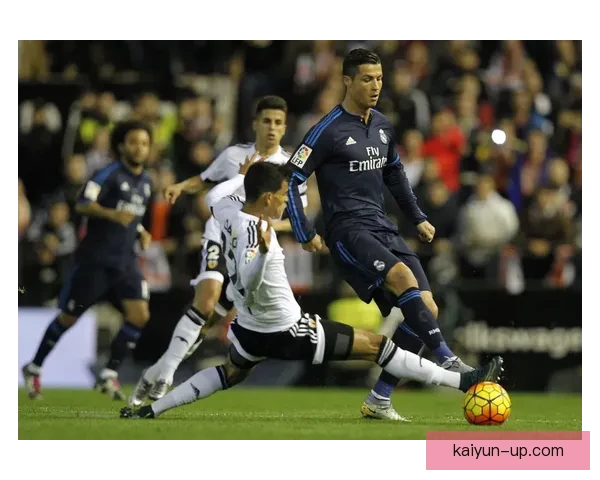 阿尔卡塞尔进攻端优势持续显现，近期状态稳定备受关注