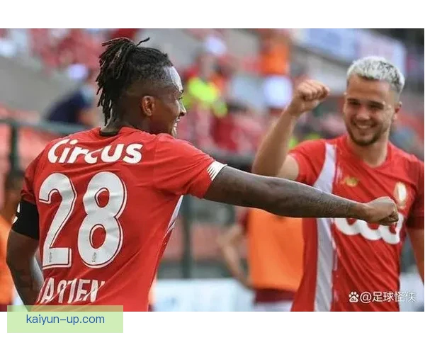 圣图尔登主帅风格备受关注，球队表现持续提升引发讨论